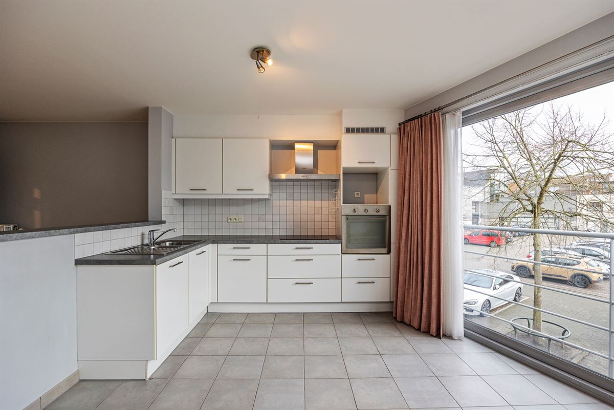 Lichtrijk Appartement met 2 Slaapkamers en Terras