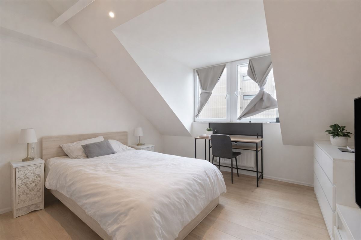 Lichtrijke Stadswoning met 3 Slaapkamers en 2 Terrassen