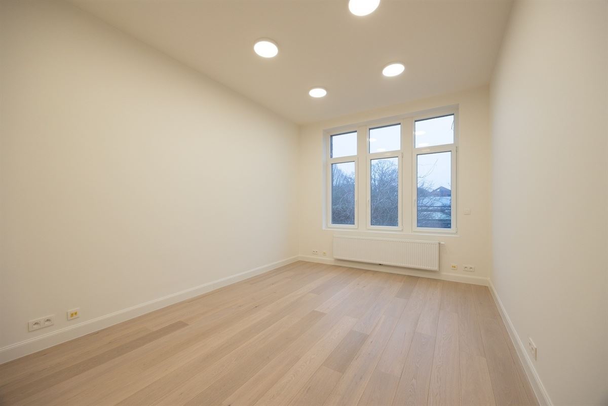 Exclusief kantoorgebouw in Beaux-Artsstijl