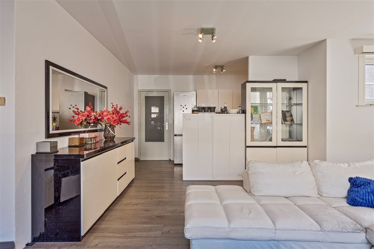 Gelijkvloers appartement met grote tuin