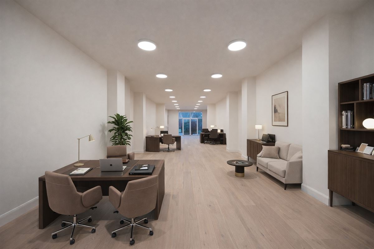 Exclusief kantoorgebouw in Beaux-Artsstijl