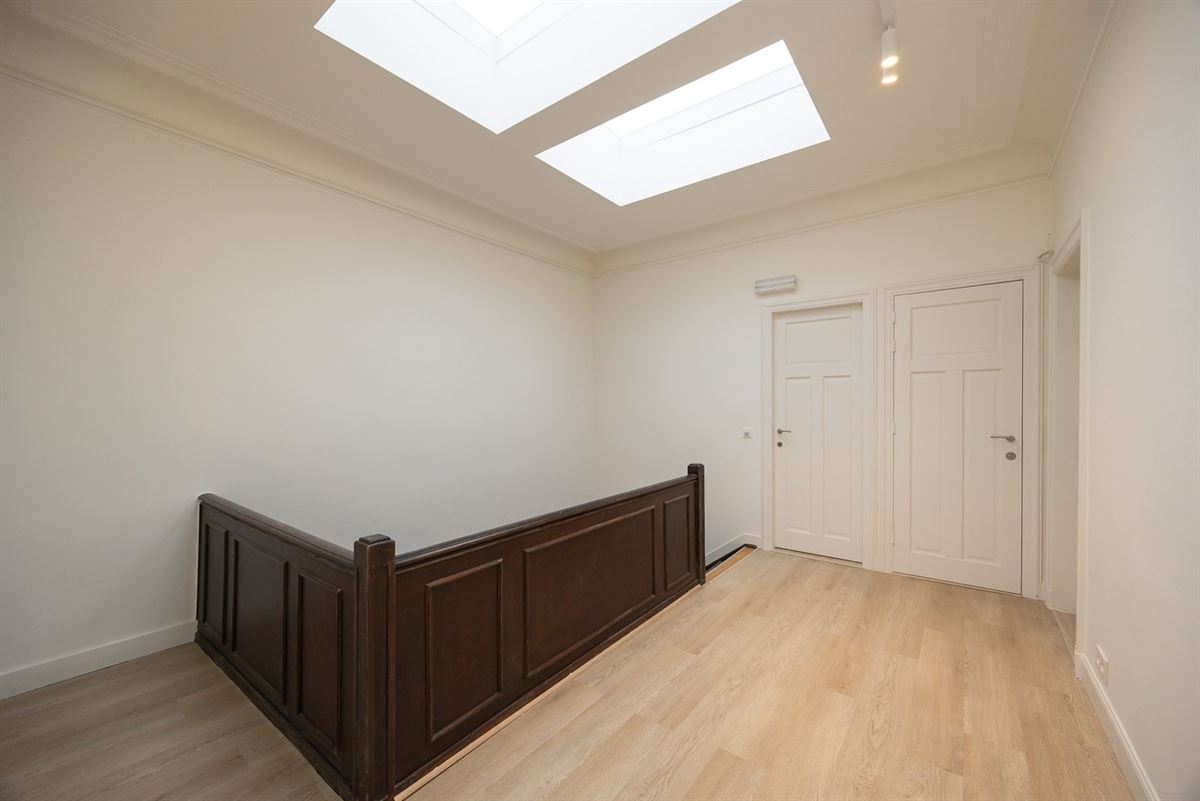 Exclusief kantoorgebouw in Beaux-Artsstijl