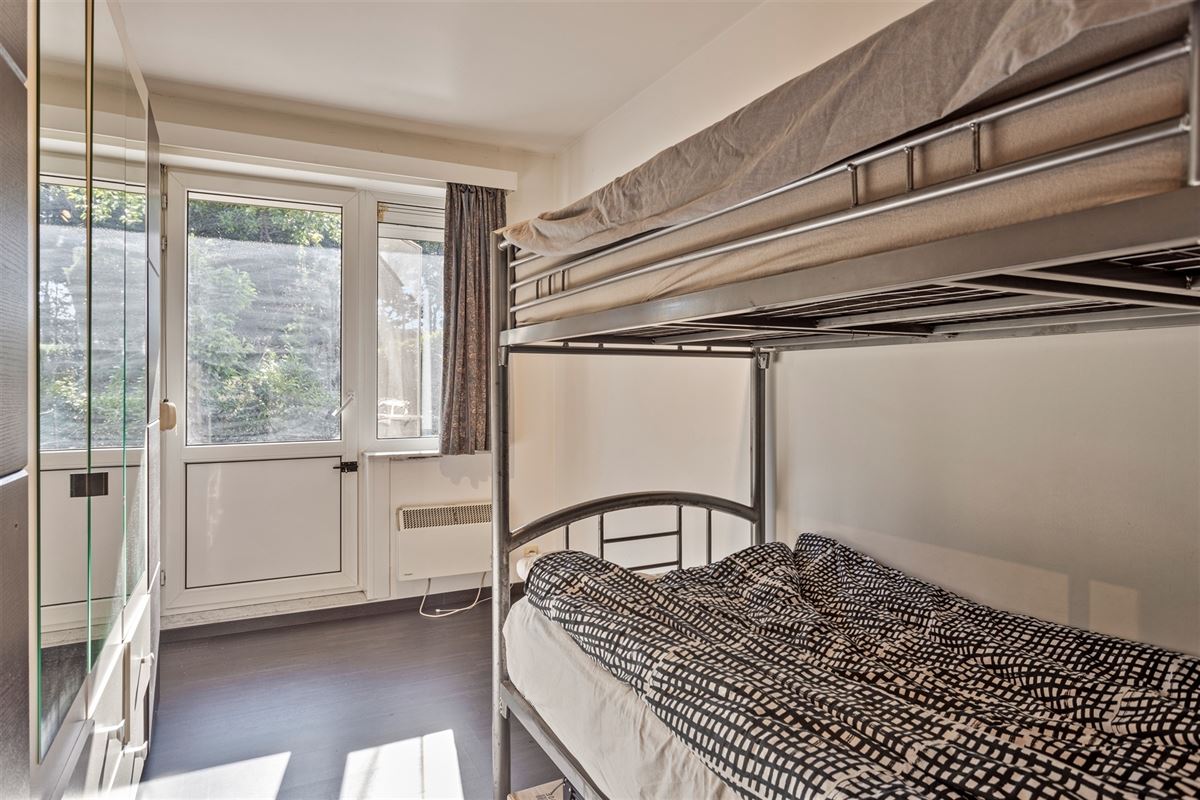 Gelijkvloers appartement met grote tuin