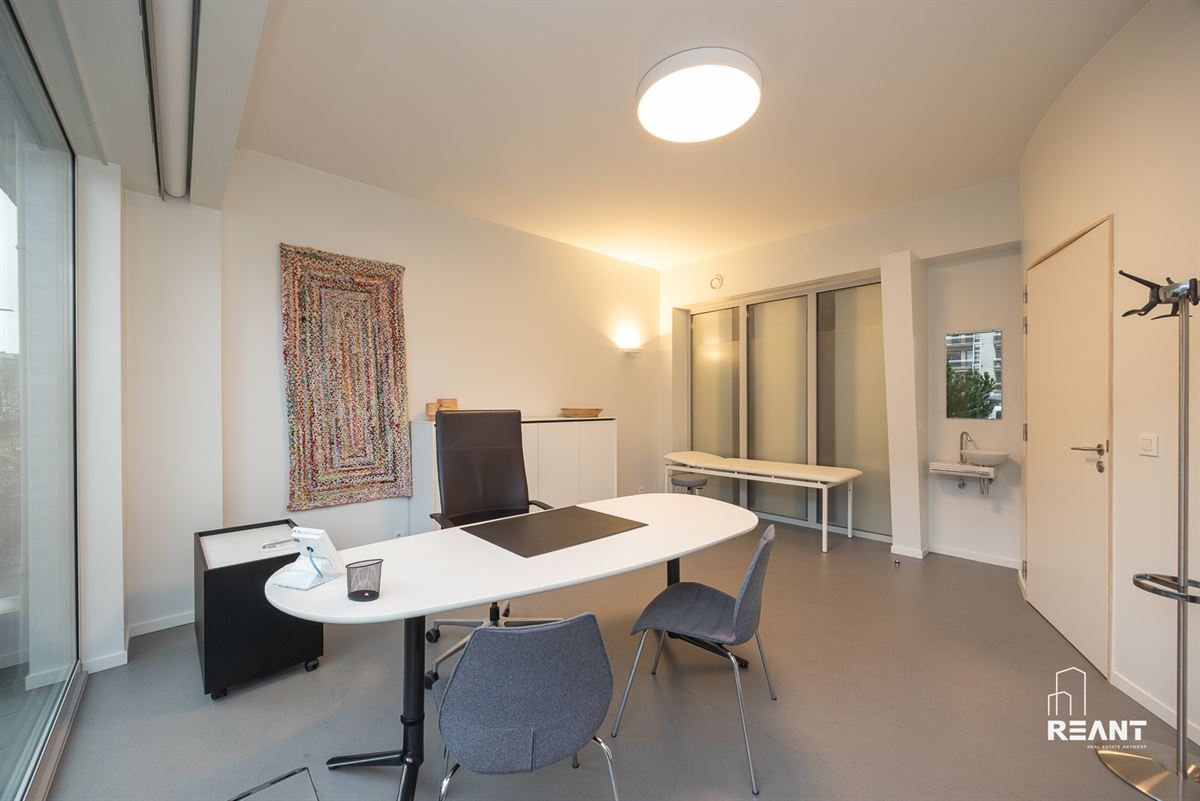 Moderne Instapklare Praktijkruimtes met Designafwerking