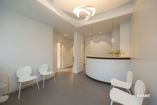 Moderne Instapklare Praktijkruimtes met Designafwerking