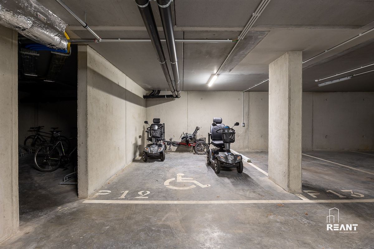 Gelijkvloers appartement (2023) met tuin en parkeerplaats