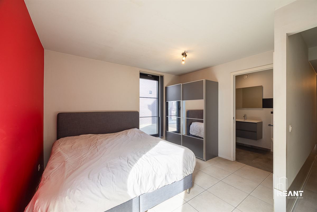 Gelijkvloers appartement (2023) met tuin en parkeerplaats