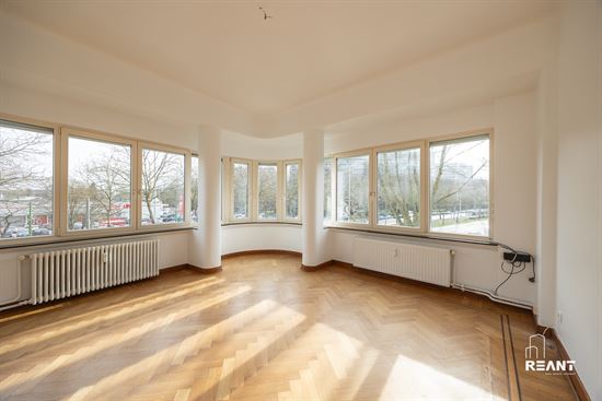 Stijlvol Art Deco appartement met twee slaapkamers (±115 m²) op toplocatie