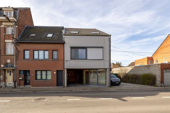 Gerenoveerde HOB met 5 slaapkamers, praktijk en zuid tuin