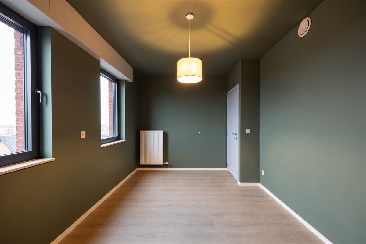 Dakappartement met Zuidgericht Terras en 2 Parkeerplaatsen