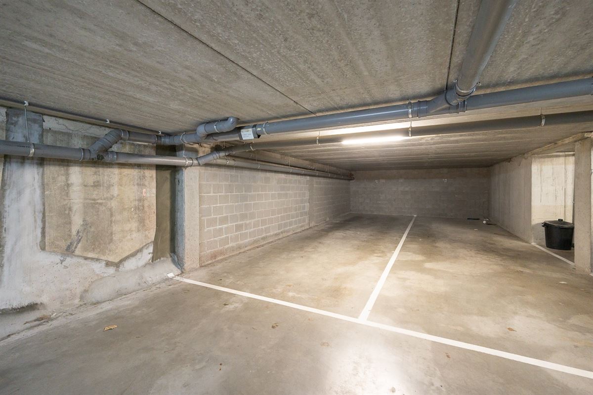 Dakappartement met Zuidgericht Terras en 2 Parkeerplaatsen