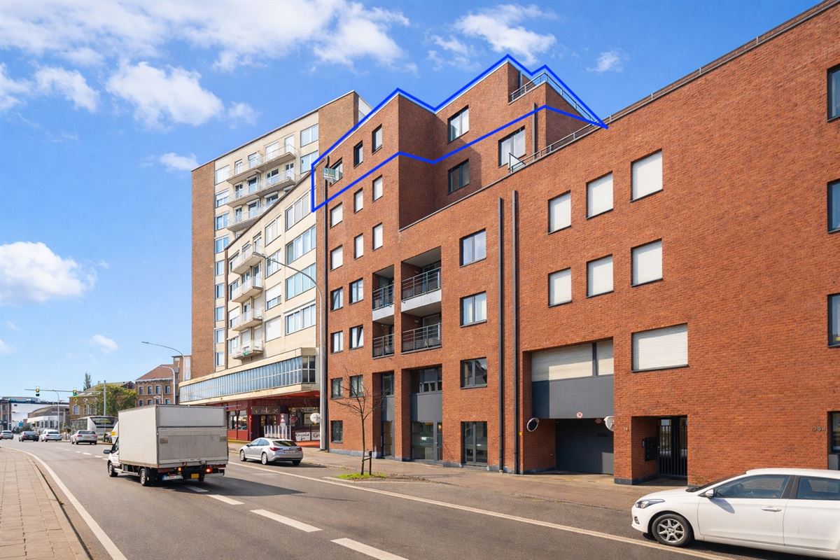 Dakappartement met Zuidgericht Terras en 2 Parkeerplaatsen