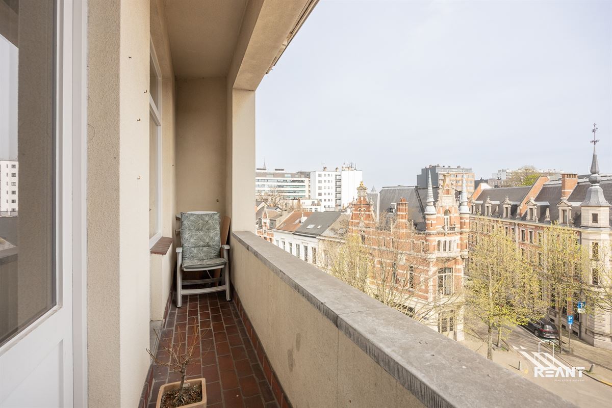 Instapklaar appartement aan de Dageraadplaats
