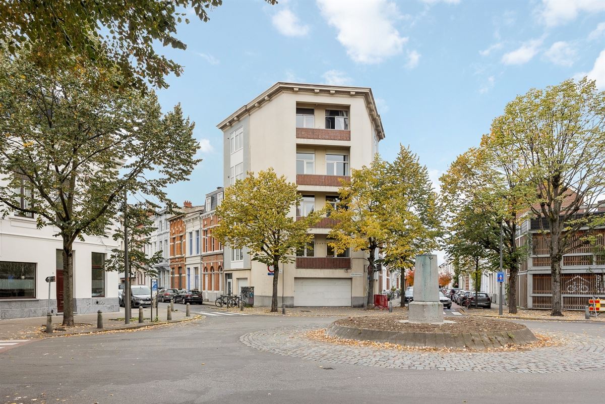 Instapklaar appartement aan de Dageraadplaats