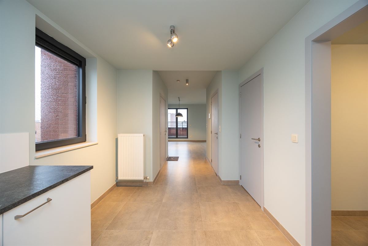 Dakappartement met Zuidgericht Terras en 2 Parkeerplaatsen