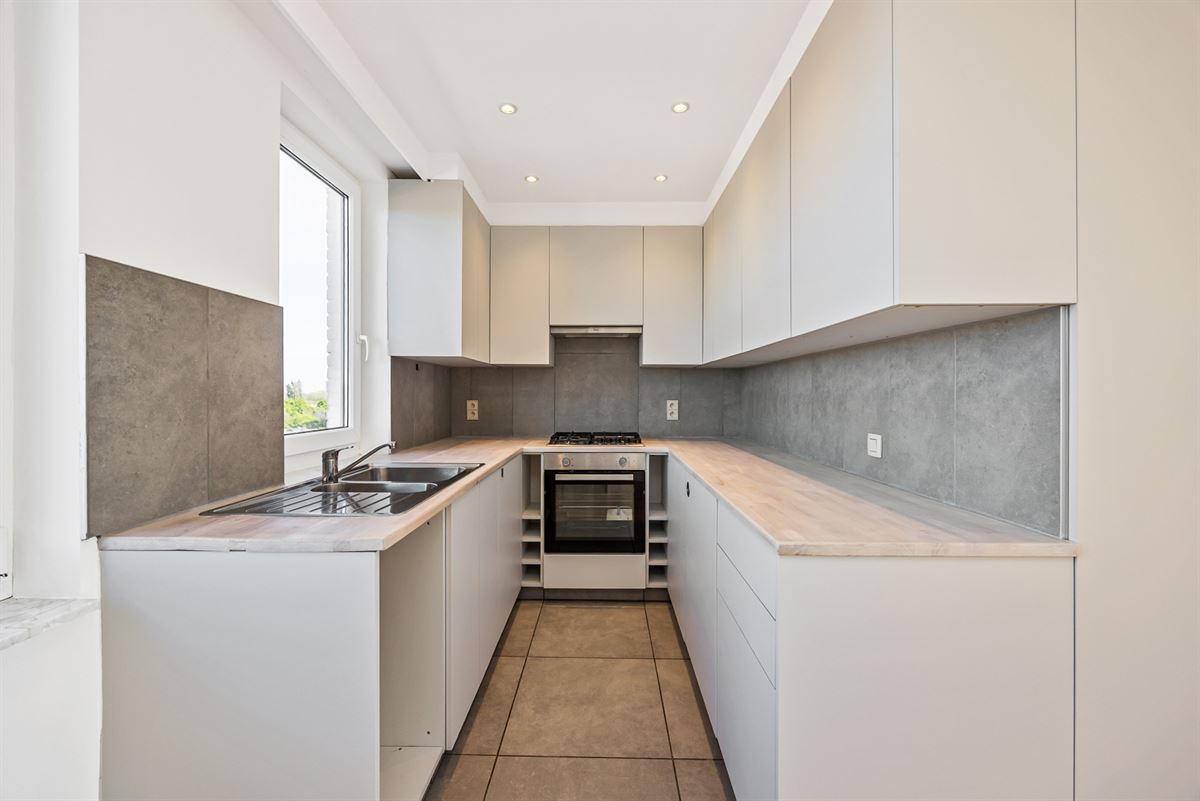 Dakappartement met zuider-dakterras en prachtig uitzicht.
