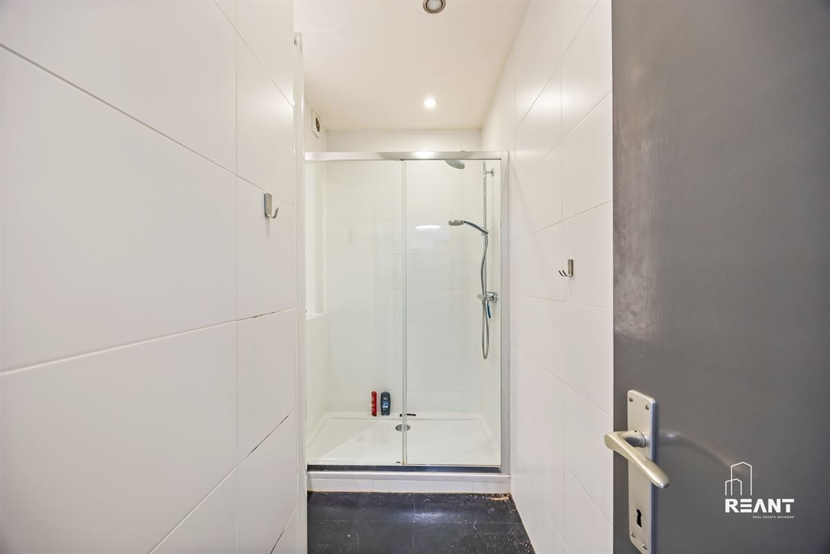 Ruim en karaktervol appartement van 91 m² met terras op toplocatie in Antwerpen