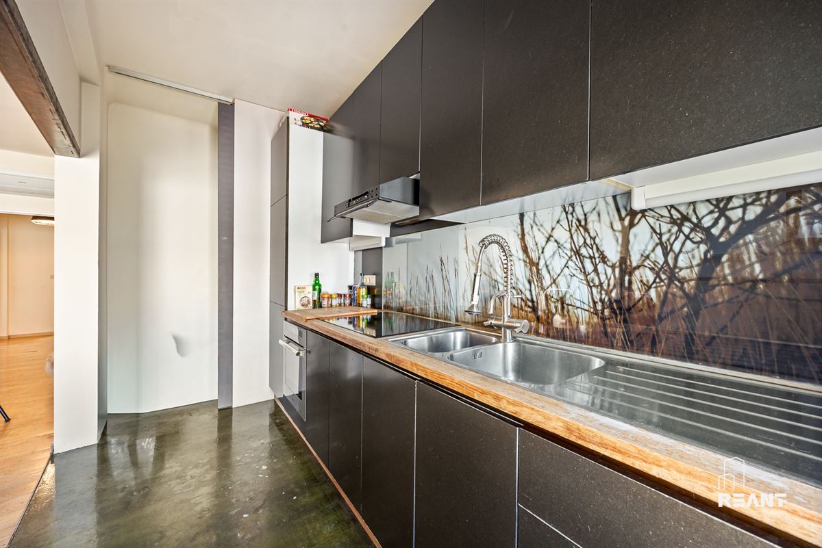 Ruim en karaktervol appartement van 91 m² met terras op toplocatie in Antwerpen
