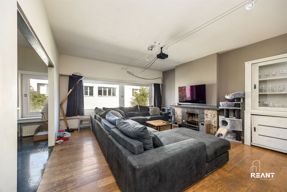 Ruim en karaktervol appartement van 91 m² met terras op toplocatie in Antwerpen