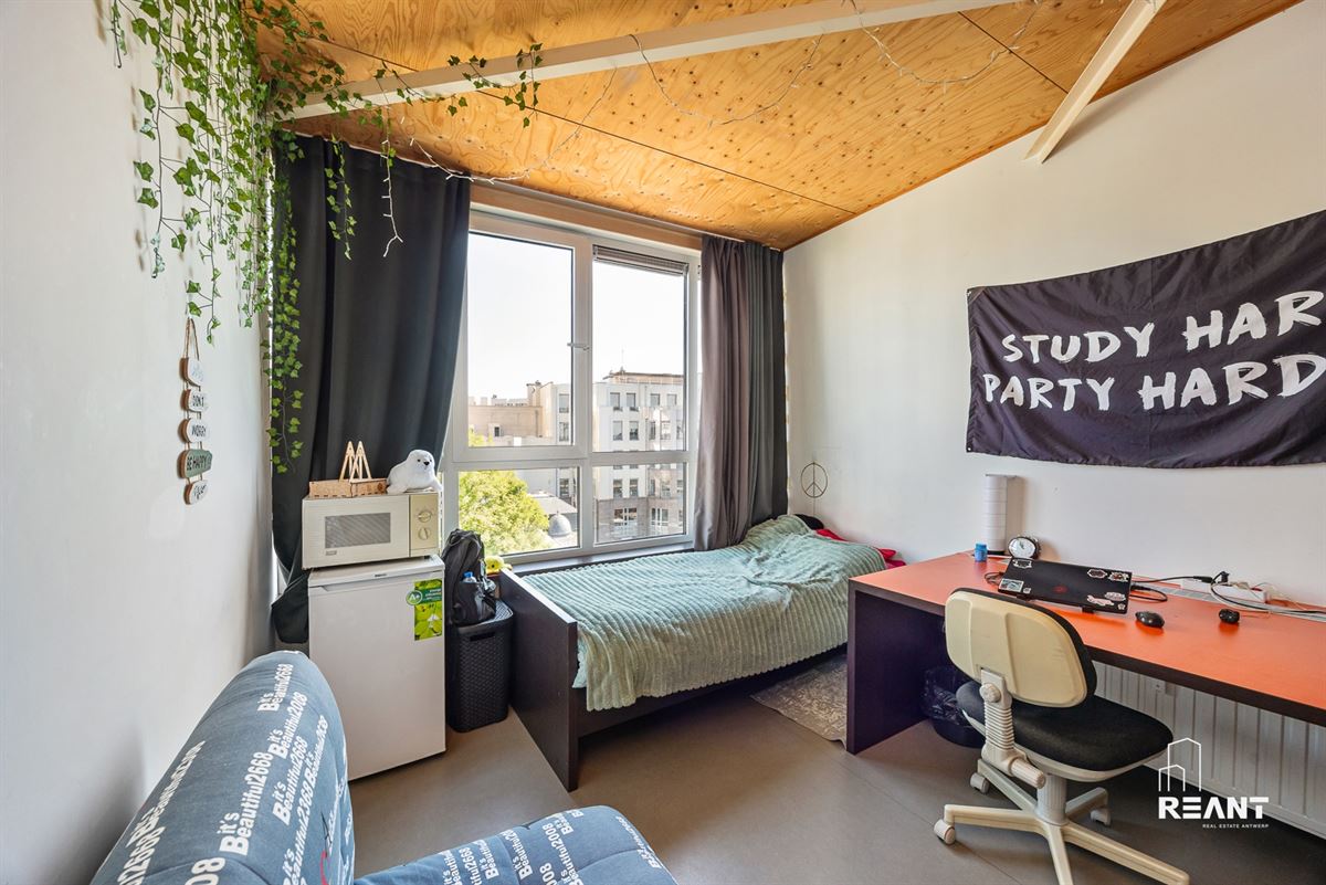Opbrengsteigendom met 2 studentenkamers in verzorgd StuHousing-complex