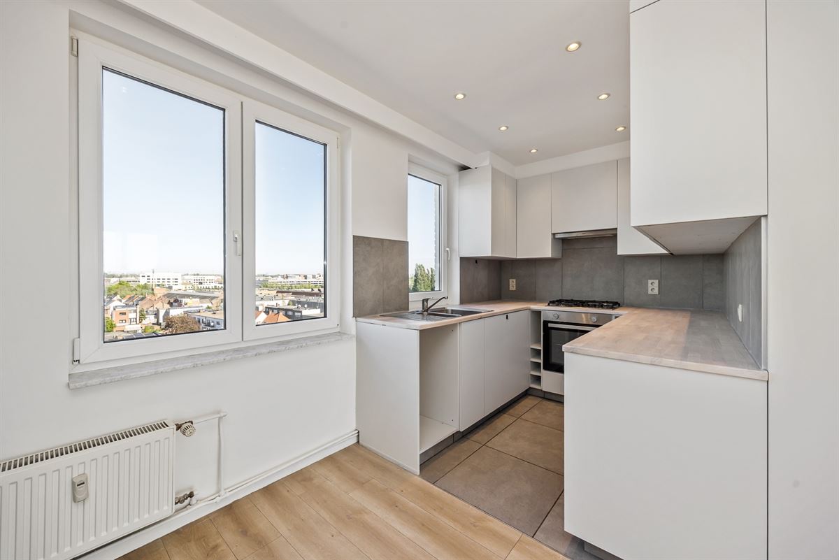 Dakappartement met zuider-dakterras en prachtig uitzicht.