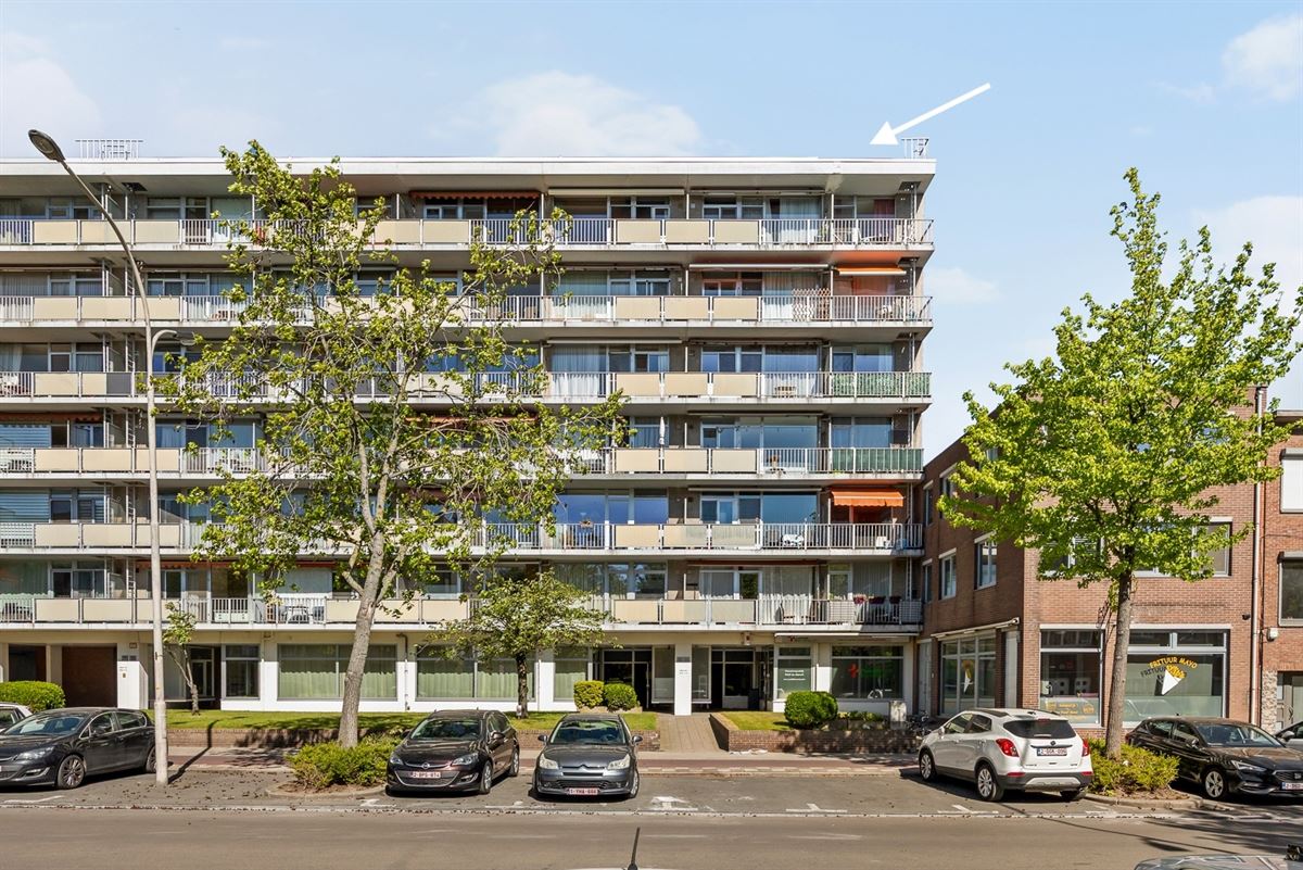 Dakappartement met zuider-dakterras en prachtig uitzicht.