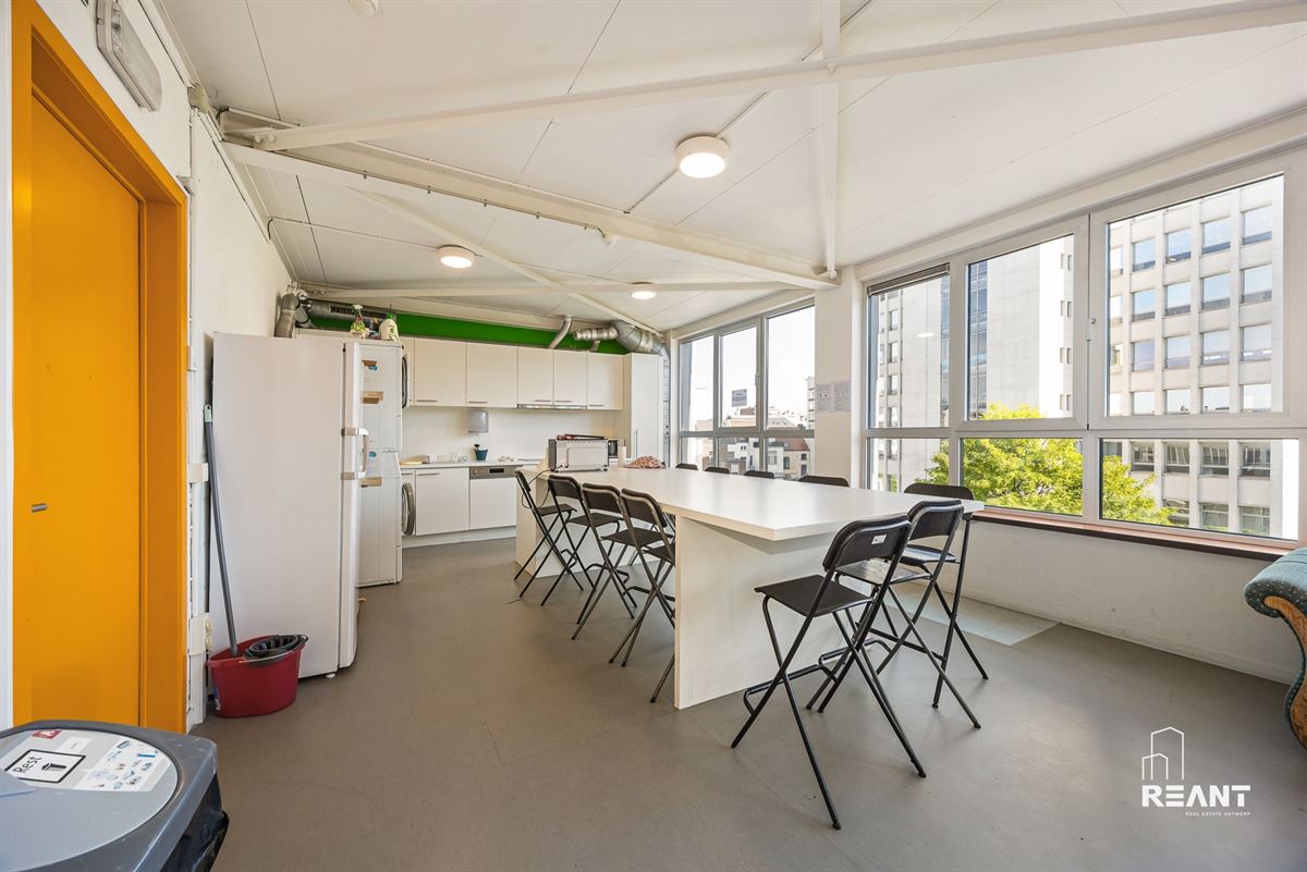 Opbrengsteigendom met 2 studentenkamers in verzorgd StuHousing-complex