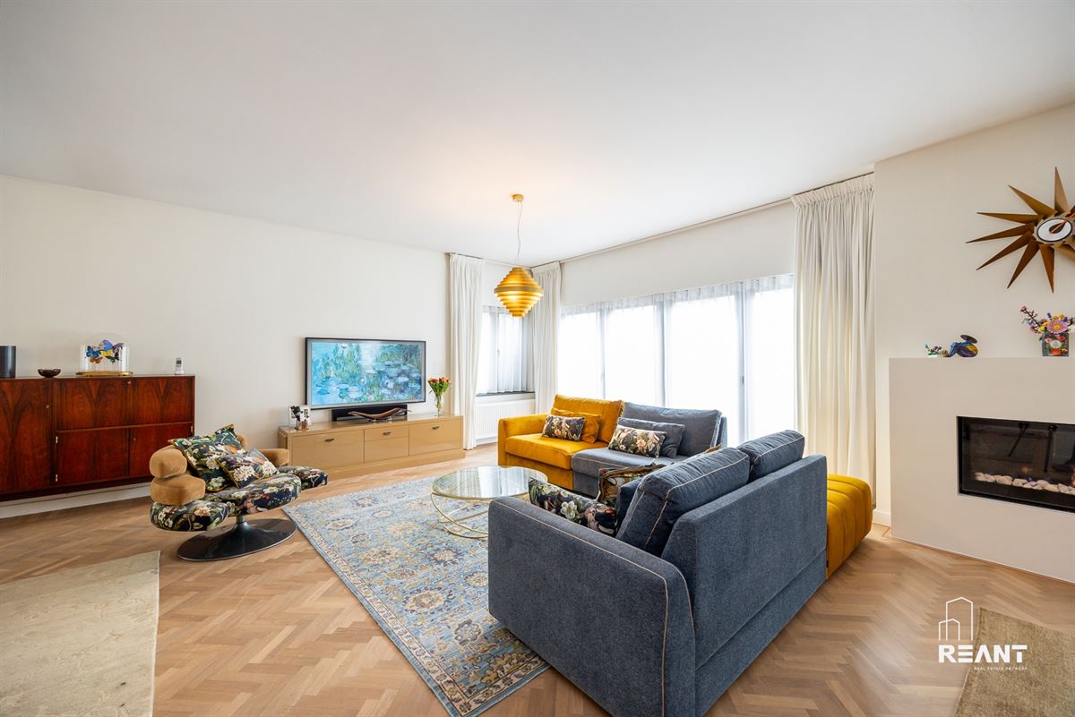 Charmante villa in gegeerde woonwijk Molenveld