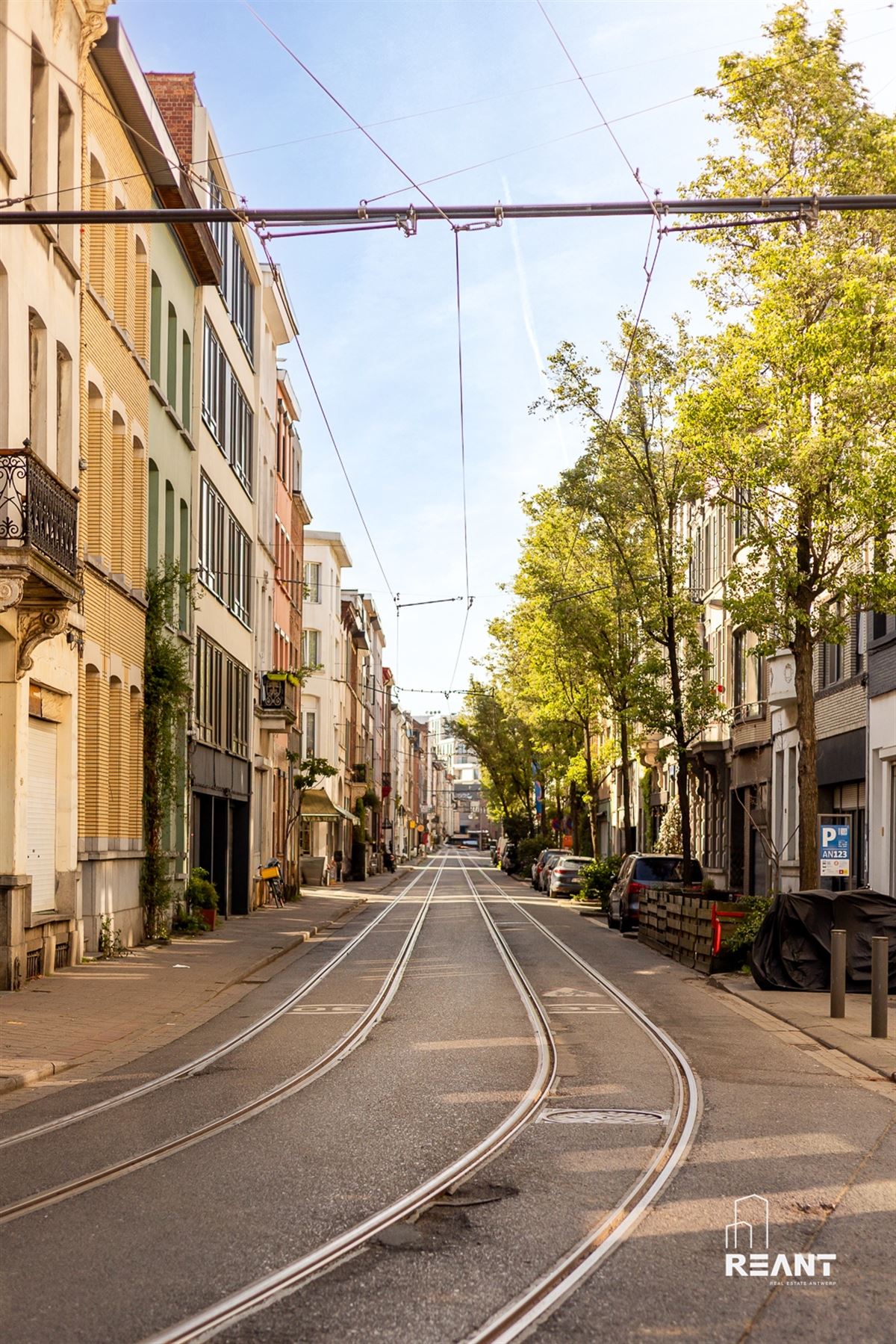 Ruim en karaktervol appartement van 91 m² met terras op toplocatie in Antwerpen
