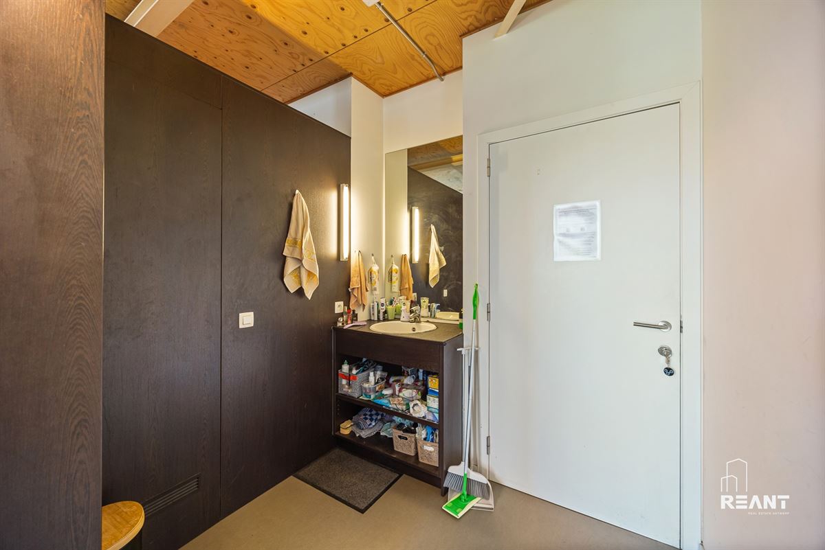 Opbrengsteigendom met 2 studentenkamers in verzorgd StuHousing-complex