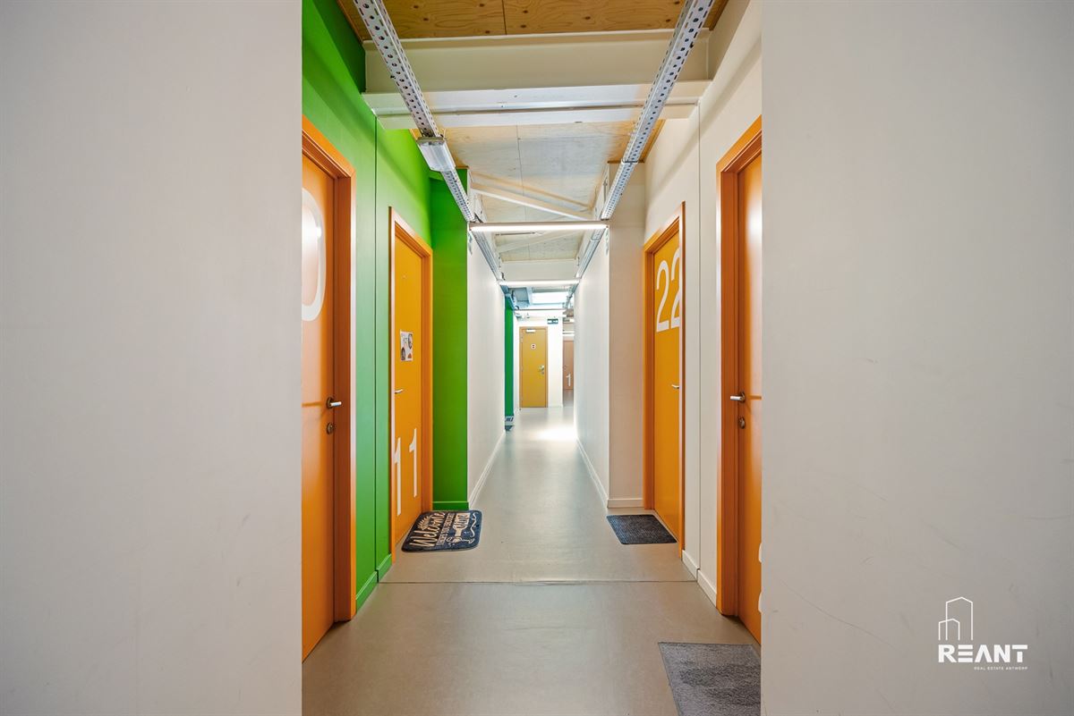 Opbrengsteigendom met 2 studentenkamers in verzorgd StuHousing-complex