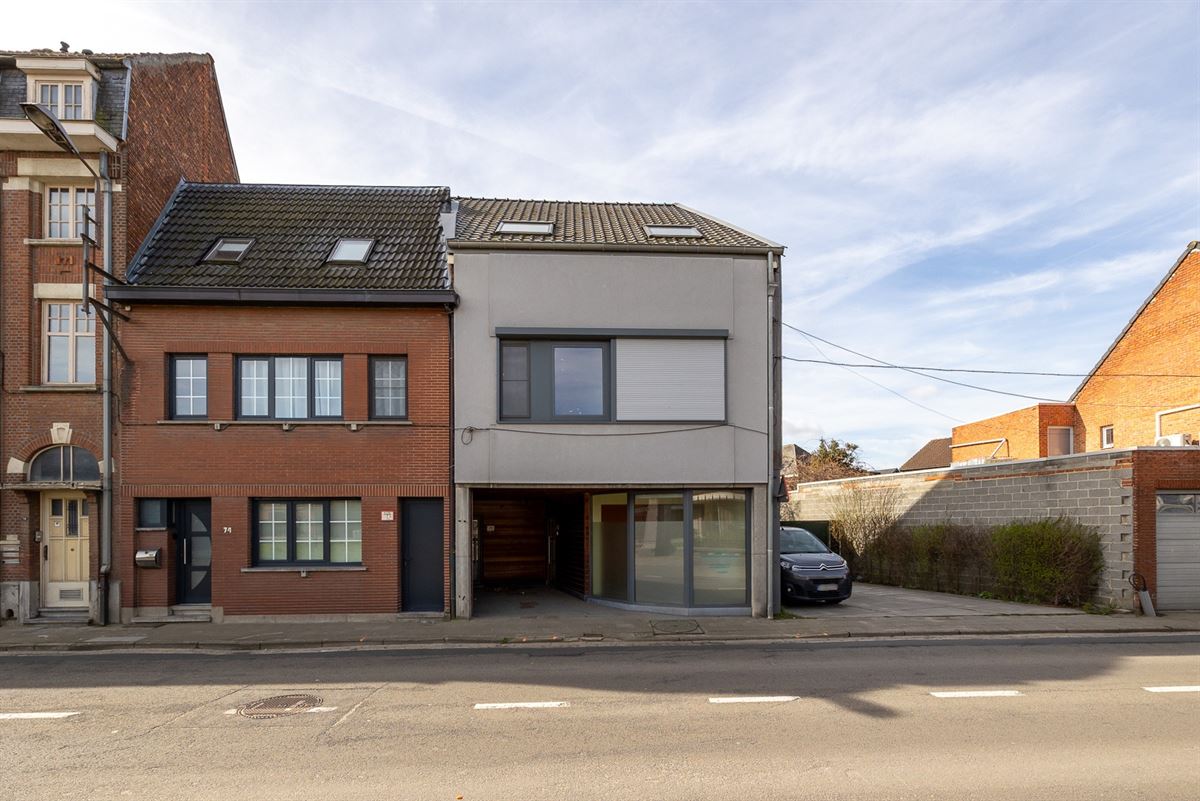 Gerenoveerde woning met 5 slaapkamers, praktijk, zuid tuin