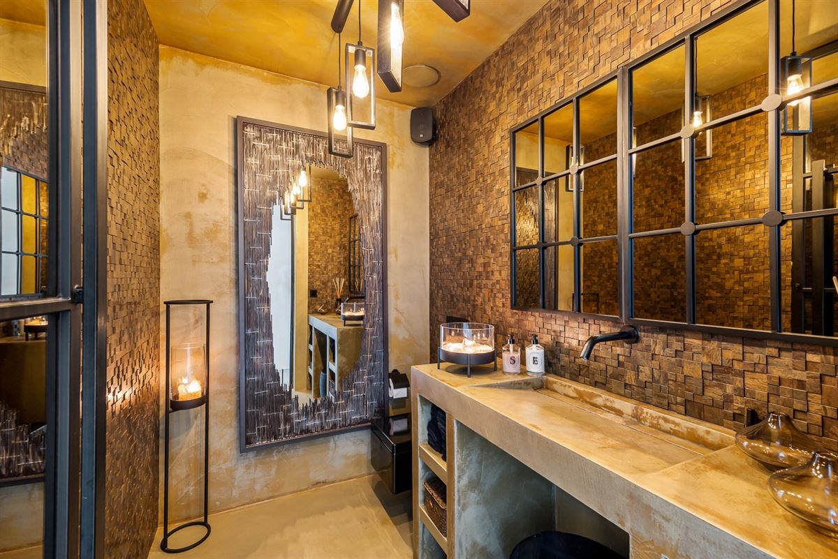 Exclusieve designwoning met zwembad, wellness in Schilde