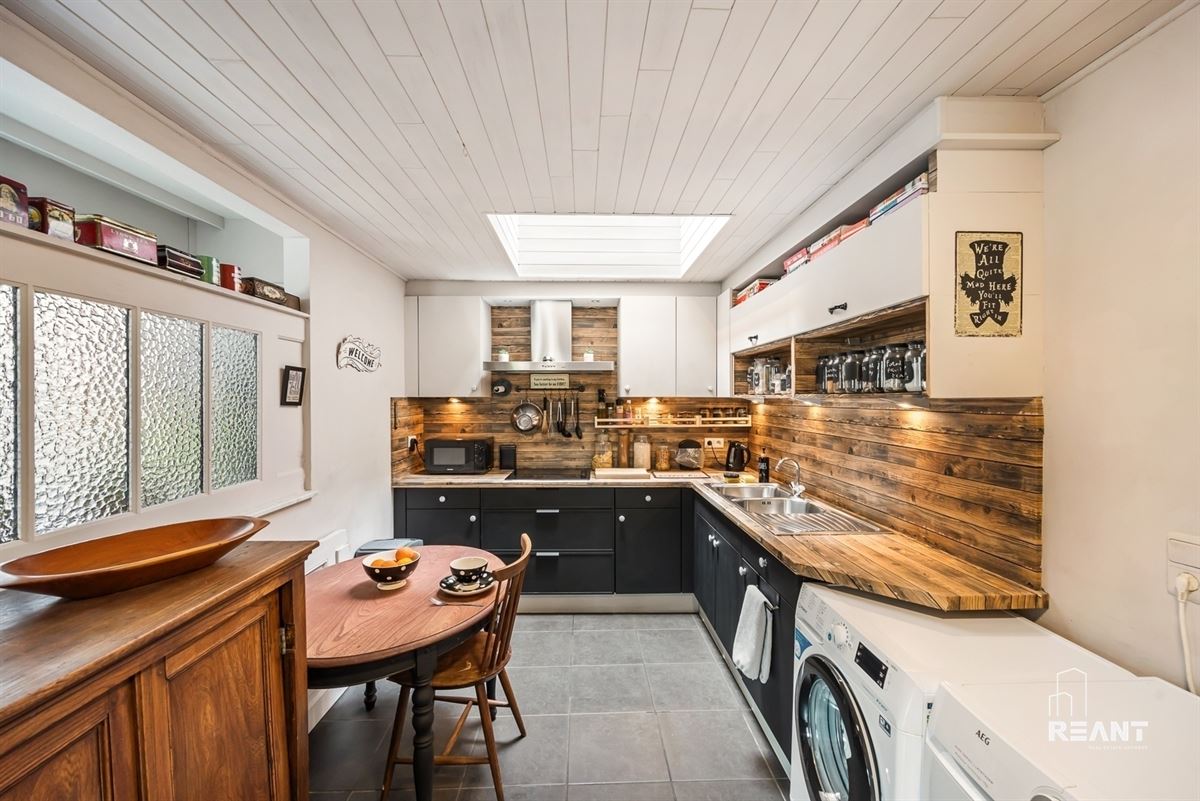 Charmante hoekwoning op toplocatie te Lier