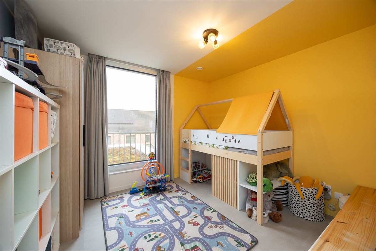 NIEUWBOUW DUPLEX MET 3 SLPKS, TERRAS & STAANPLAATS