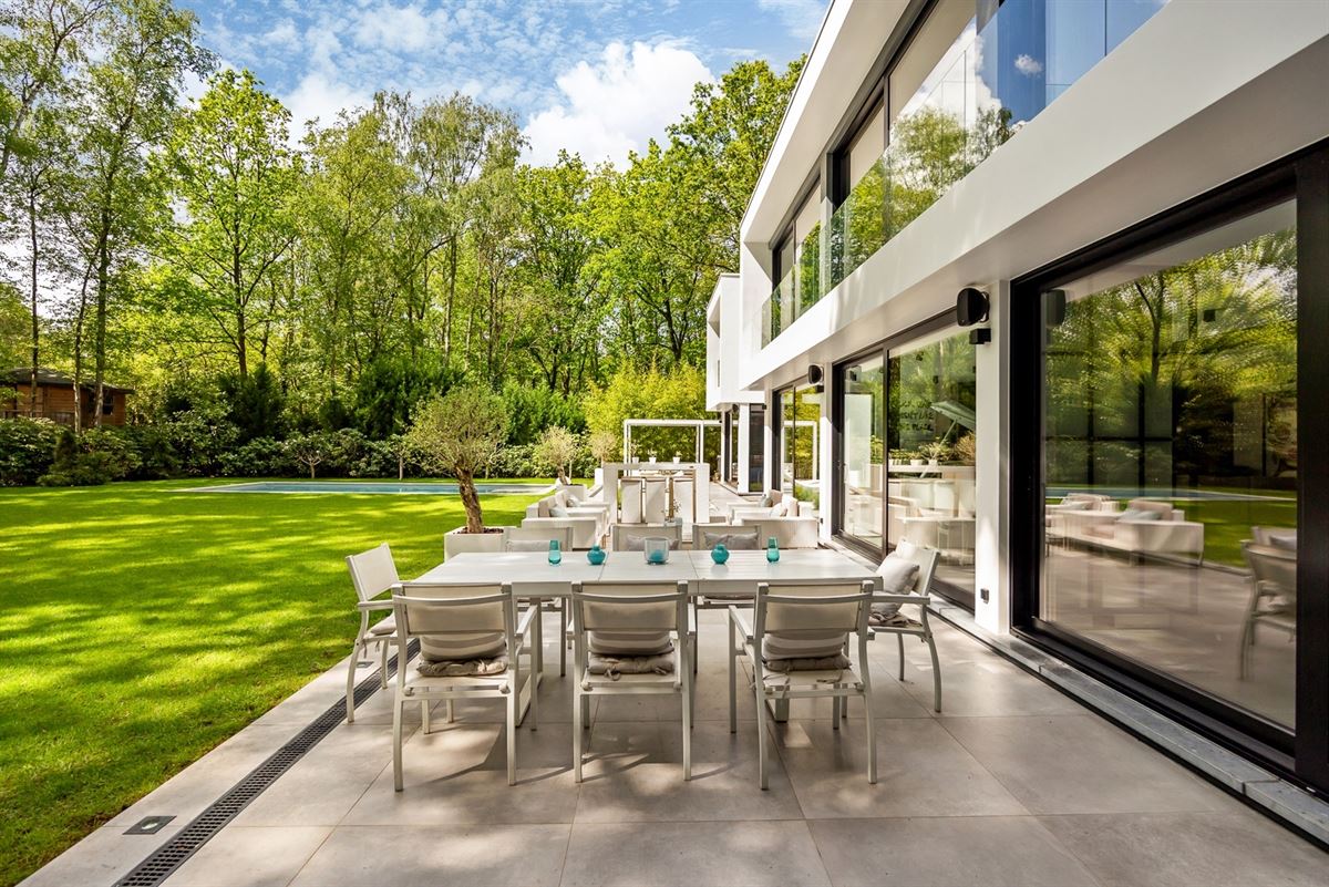 Exclusieve designwoning met zwembad, wellness in Schilde