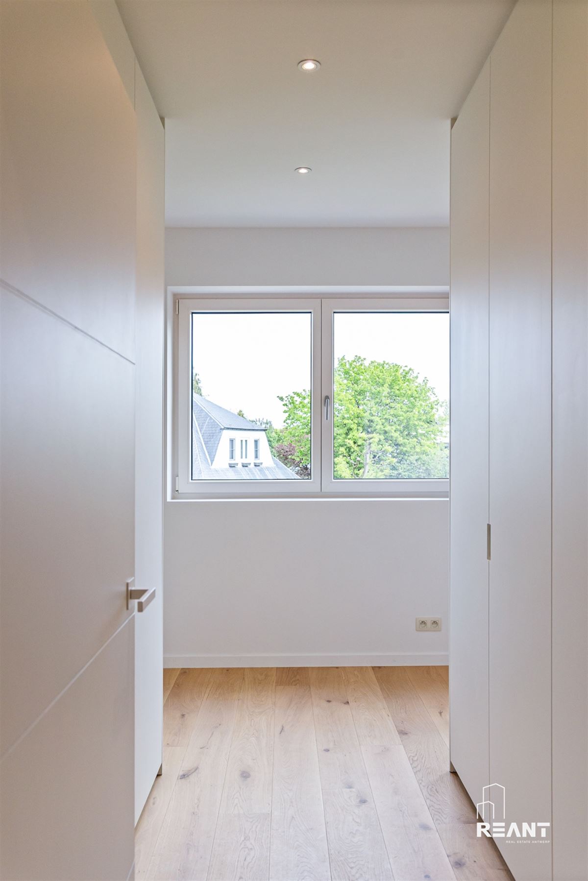 Uitzonderlijke hernieuwbouwwoning in het geliefde Molenveld.