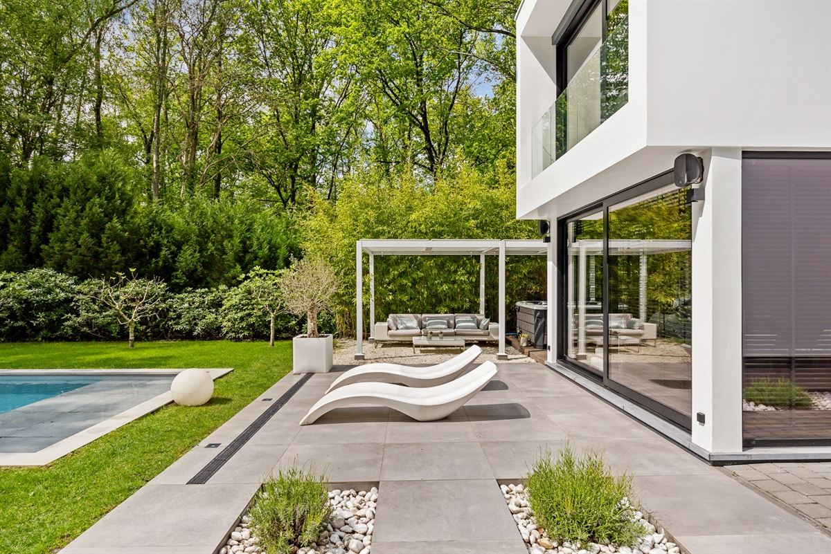 Exclusieve designwoning met zwembad, wellness in Schilde
