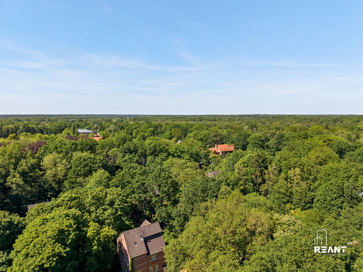 Gerenoveerde officierswoning op perceel van 3.000 m²