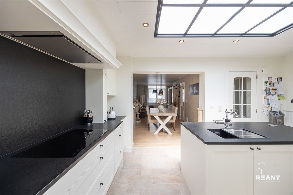 Instapklare Gezinswoning met 3 Slaapkamers en Zonnepanelen.