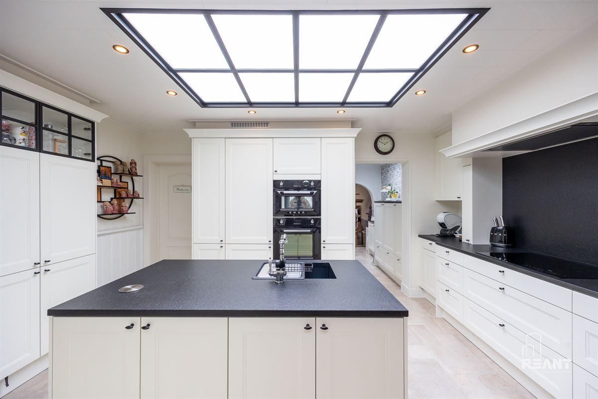 Instapklare Gezinswoning met 3 Slaapkamers en Zonnepanelen.