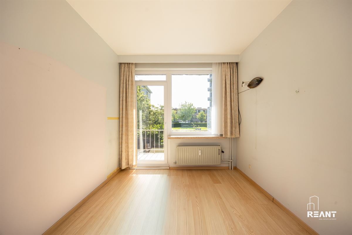 Lichtrijk appartement met Terras in Kleinschalig Gebouw