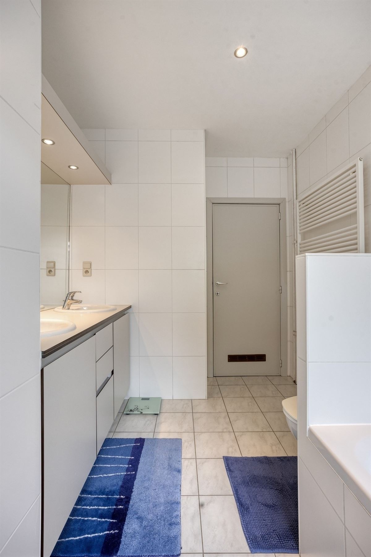 Villa op gegeerde ligging met zuidgericht perceel