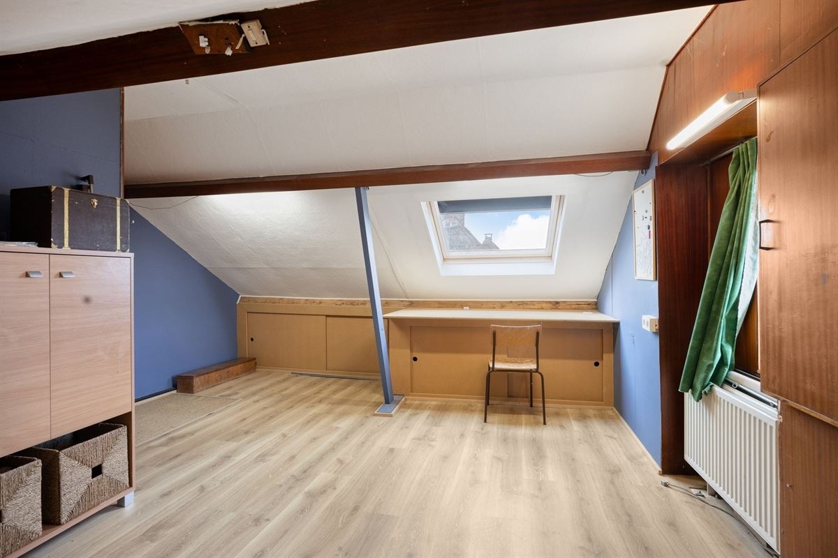 Villa op gegeerde ligging met zuidgericht perceel