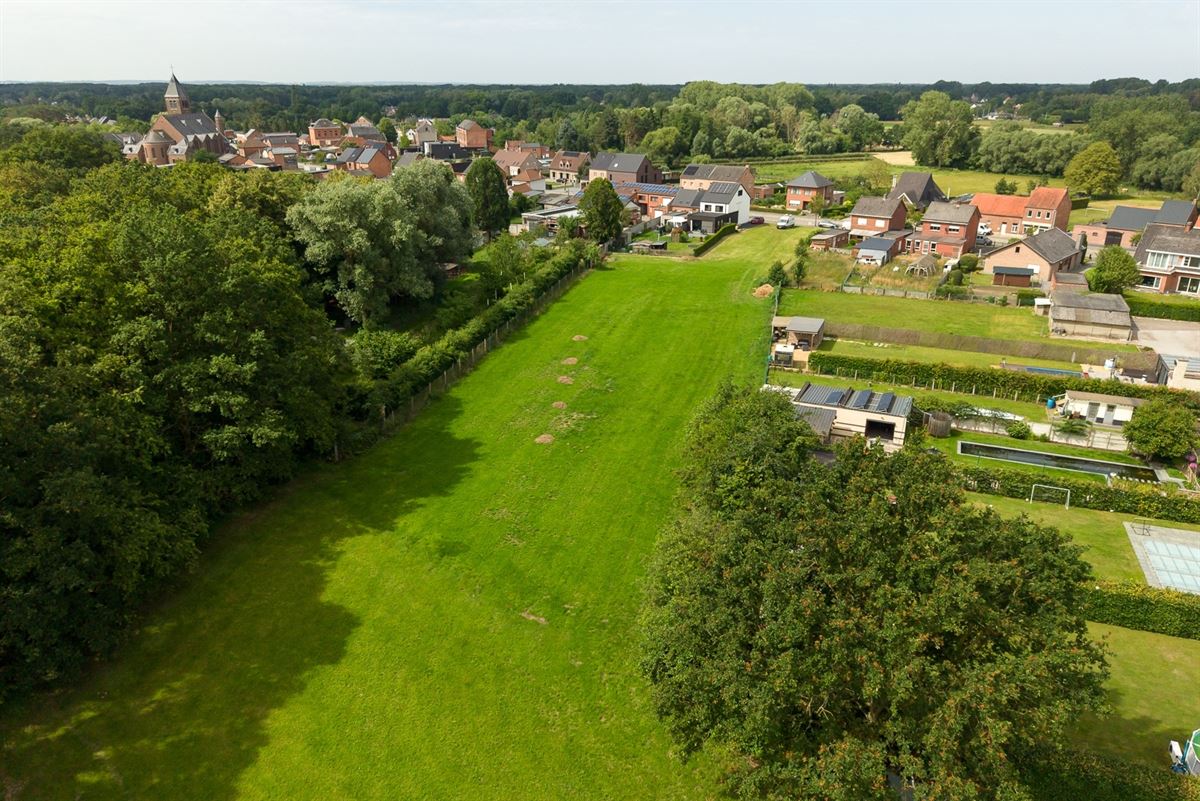 Bouwgrond met groot achterliggend perceel