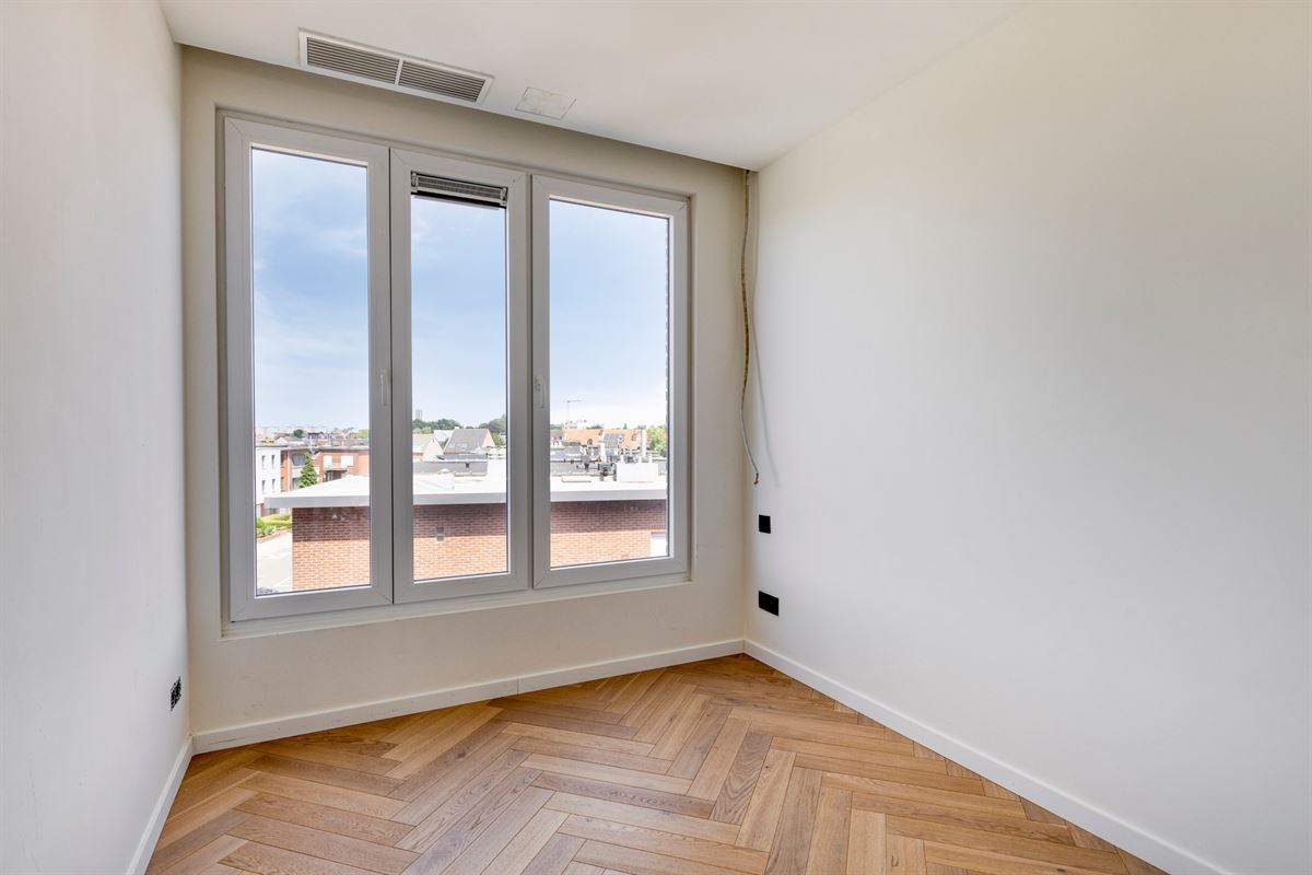 Stijlvol gerenoveerd appartement met 3 slaapkamers