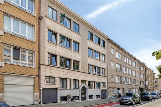 Gerenoveerd appartement met twee slaapkamers