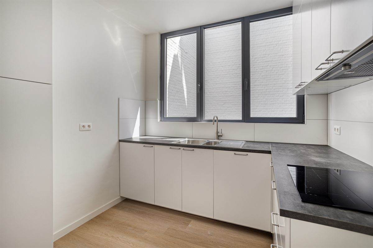 Gerenoveerd appartement met twee slaapkamers