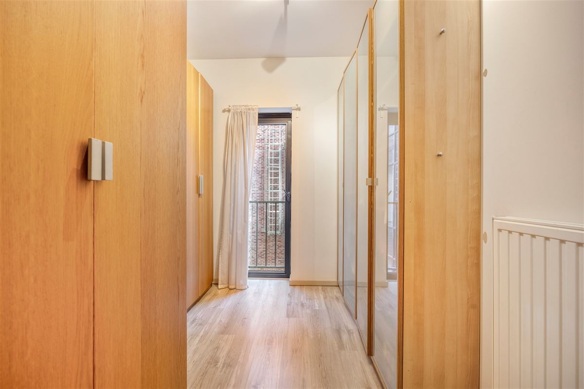 Instapklaar appartement met autostaanplaats op toplocatie!