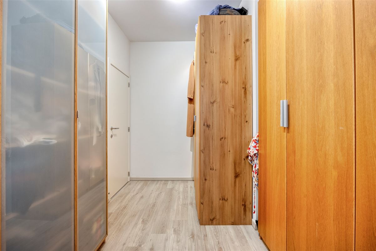Instapklaar appartement met autostaanplaats op toplocatie!
